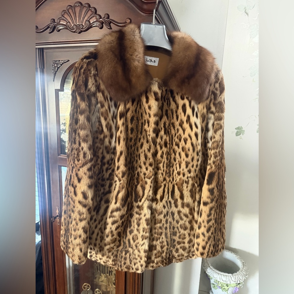 Sable Collar Spotted Fur Jacket